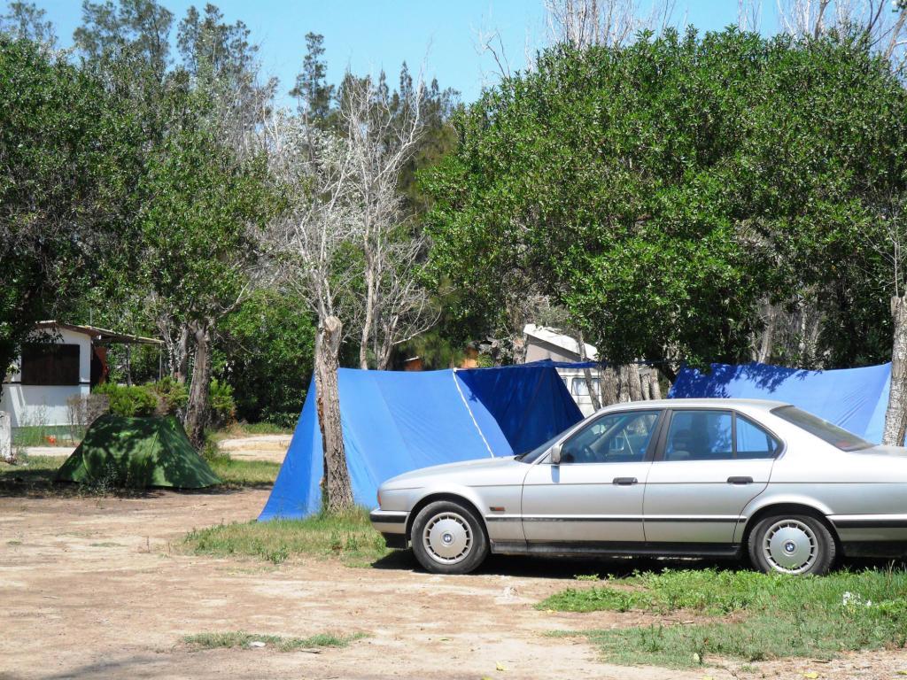 camping malvarrosa de corinto 9825 Zona de tiendas de acampada