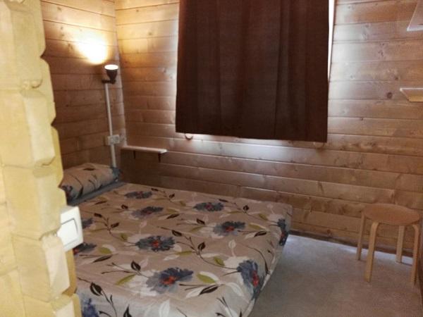 camping rural montori 18255 Habitació doble xalet de fusta